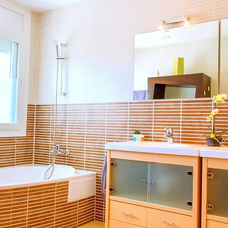 Holiday home Leon Inmo Luxusvilla Esmeralda - 10029 Empuriabrava