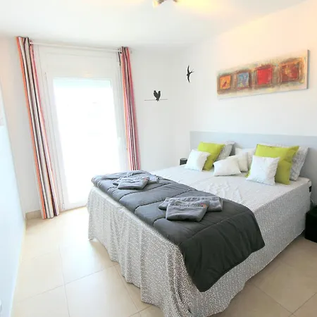Leon Inmo Luxusvilla Esmeralda - 10029 Holiday home Empuriabrava